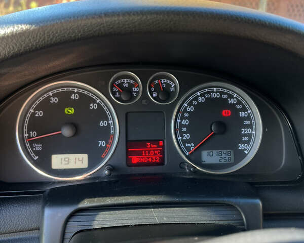 Фольксваген Пассат 2005 в Виннице на Automoto.ua Серый Фольксваген Пассат, объемом двигателя 1.78 л и пробегом 100 тыс. км за 5600 $, фото 7 на Automoto.ua