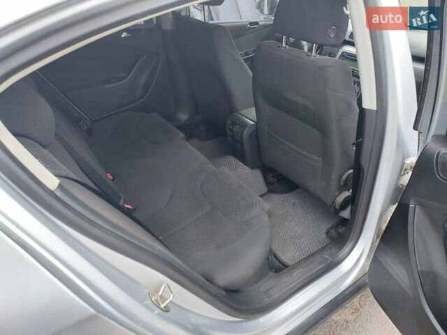 Серый Фольксваген Пассат, объемом двигателя 1.98 л и пробегом 280 тыс. км за 5300 $, фото 2 на Automoto.ua