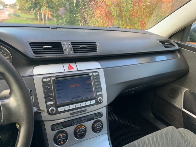 Серый Фольксваген Пассат, объемом двигателя 2 л и пробегом 341 тыс. км за 2996 $, фото 5 на Automoto.ua