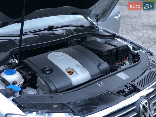 Сірий Фольксваген Пассат, об'ємом двигуна 1.6 л та пробігом 207 тис. км за 6300 $, фото 43 на Automoto.ua