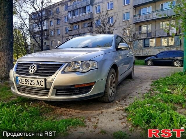 Сірий Фольксваген Пассат, об'ємом двигуна 2 л та пробігом 261 тис. км за 4900 $, фото 6 на Automoto.ua