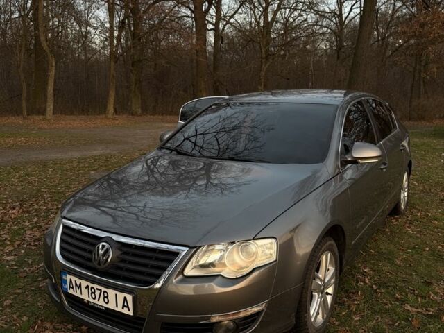 Серый Фольксваген Пассат, объемом двигателя 1.6 л и пробегом 142 тыс. км за 6800 $, фото 13 на Automoto.ua