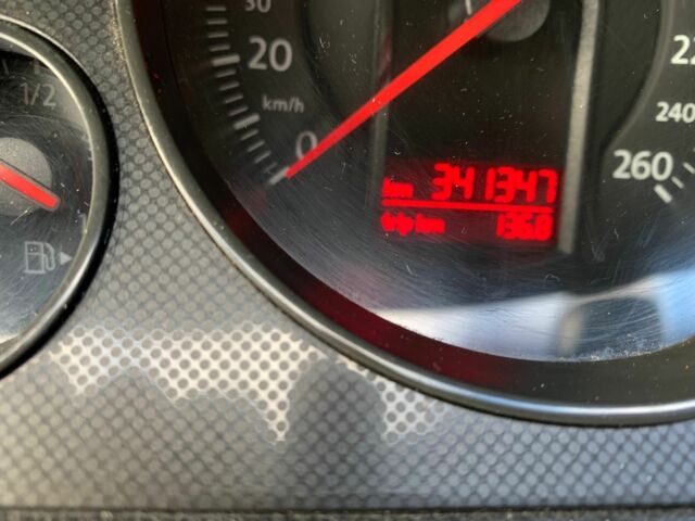 Серый Фольксваген Пассат, объемом двигателя 2 л и пробегом 341 тыс. км за 2996 $, фото 6 на Automoto.ua