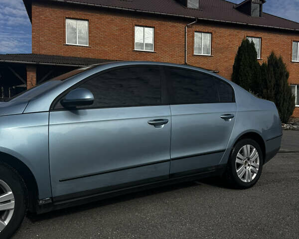 Сірий Фольксваген Пассат, об'ємом двигуна 1.97 л та пробігом 358 тис. км за 5800 $, фото 1 на Automoto.ua