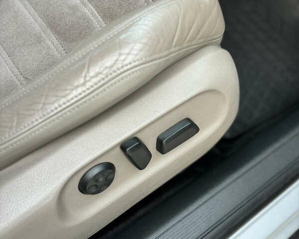 Серый Фольксваген Пассат, объемом двигателя 1.97 л и пробегом 327 тыс. км за 6300 $, фото 10 на Automoto.ua