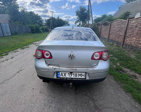 Серый Фольксваген Пассат, объемом двигателя 2 л и пробегом 400 тыс. км за 4800 $, фото 2 на Automoto.ua