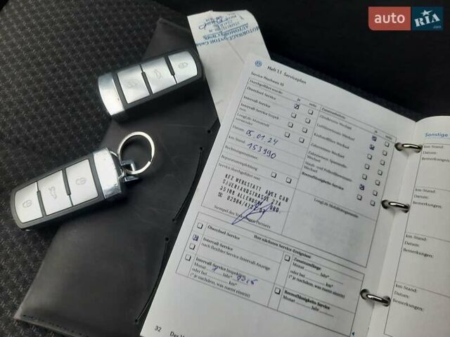 Серый Фольксваген Пассат, объемом двигателя 1.6 л и пробегом 175 тыс. км за 6850 $, фото 104 на Automoto.ua