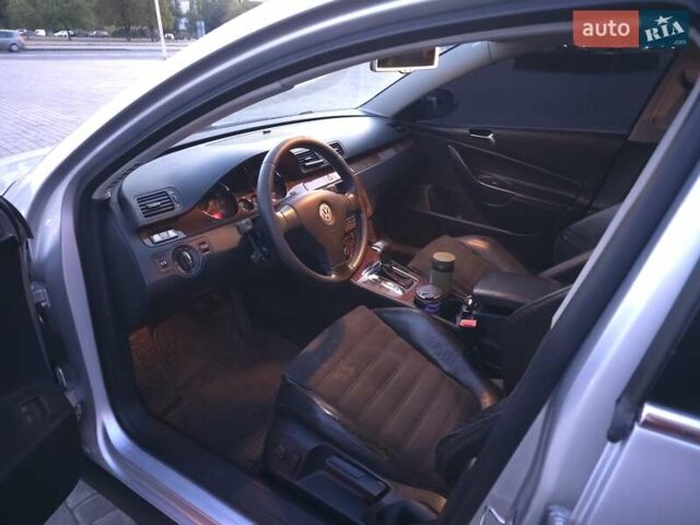 Серый Фольксваген Пассат, объемом двигателя 1.98 л и пробегом 291 тыс. км за 6000 $, фото 7 на Automoto.ua