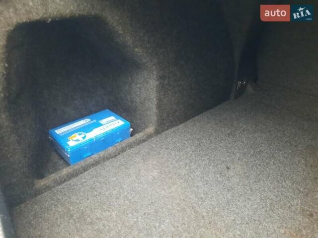 Серый Фольксваген Пассат, объемом двигателя 1.6 л и пробегом 175 тыс. км за 6850 $, фото 63 на Automoto.ua