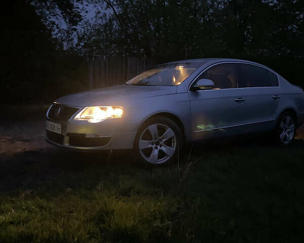 Сірий Фольксваген Пассат, об'ємом двигуна 1.98 л та пробігом 302 тис. км за 6400 $, фото 15 на Automoto.ua