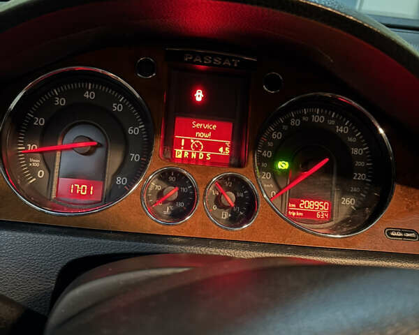 Серый Фольксваген Пассат, объемом двигателя 1.98 л и пробегом 208 тыс. км за 6300 $, фото 7 на Automoto.ua