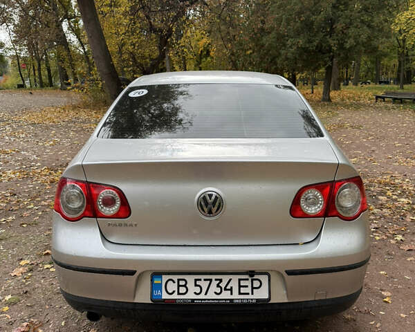 Серый Фольксваген Пассат, объемом двигателя 1.6 л и пробегом 264 тыс. км за 5900 $, фото 3 на Automoto.ua