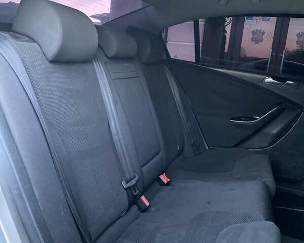 Серый Фольксваген Пассат, объемом двигателя 2 л и пробегом 270 тыс. км за 5750 $, фото 60 на Automoto.ua