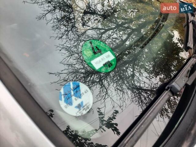 Серый Фольксваген Пассат, объемом двигателя 1.6 л и пробегом 175 тыс. км за 6850 $, фото 60 на Automoto.ua