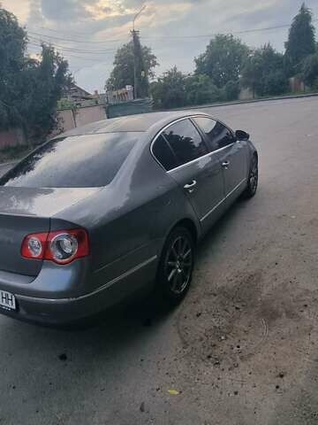 Серый Фольксваген Пассат, объемом двигателя 1.98 л и пробегом 330 тыс. км за 7000 $, фото 3 на Automoto.ua