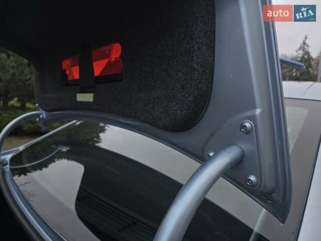 Сірий Фольксваген Пассат, об'ємом двигуна 1.6 л та пробігом 179 тис. км за 6300 $, фото 94 на Automoto.ua