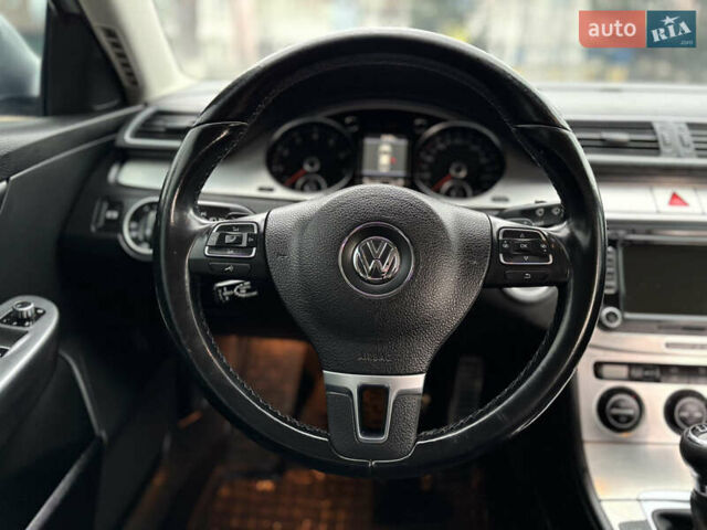 Сірий Фольксваген Пассат, об'ємом двигуна 1.98 л та пробігом 186 тис. км за 5800 $, фото 35 на Automoto.ua