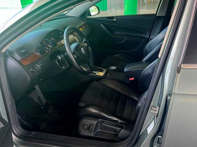 Серый Фольксваген Пассат, объемом двигателя 2 л и пробегом 258 тыс. км за 5500 $, фото 5 на Automoto.ua