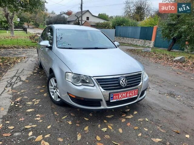 Серый Фольксваген Пассат, объемом двигателя 1.6 л и пробегом 175 тыс. км за 6850 $, фото 17 на Automoto.ua
