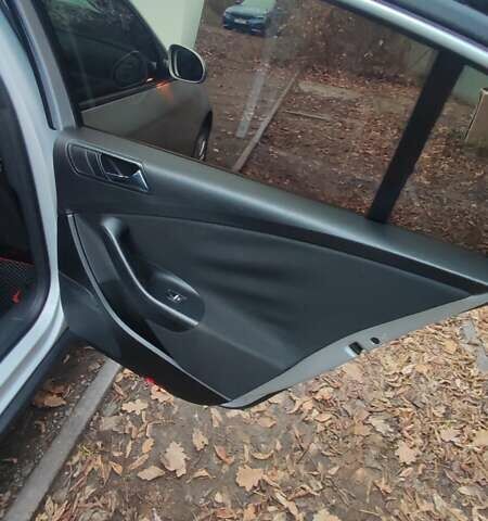 Серый Фольксваген Пассат, объемом двигателя 1.97 л и пробегом 304 тыс. км за 5000 $, фото 7 на Automoto.ua