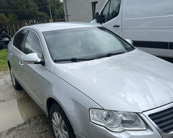 Серый Фольксваген Пассат, объемом двигателя 1.98 л и пробегом 253 тыс. км за 3999 $, фото 3 на Automoto.ua