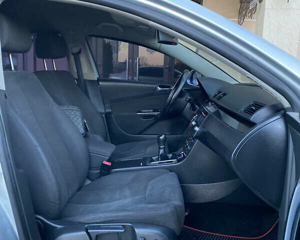 Серый Фольксваген Пассат, объемом двигателя 2 л и пробегом 270 тыс. км за 5750 $, фото 59 на Automoto.ua