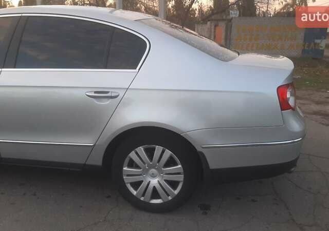 Серый Фольксваген Пассат, объемом двигателя 2 л и пробегом 250 тыс. км за 7150 $, фото 10 на Automoto.ua