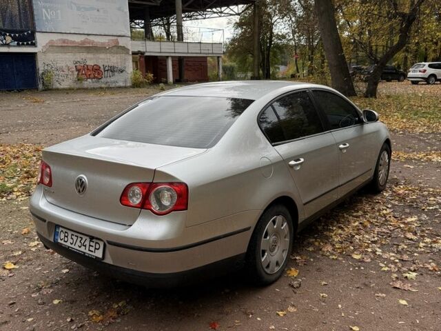 Серый Фольксваген Пассат, объемом двигателя 1.6 л и пробегом 264 тыс. км за 5900 $, фото 4 на Automoto.ua