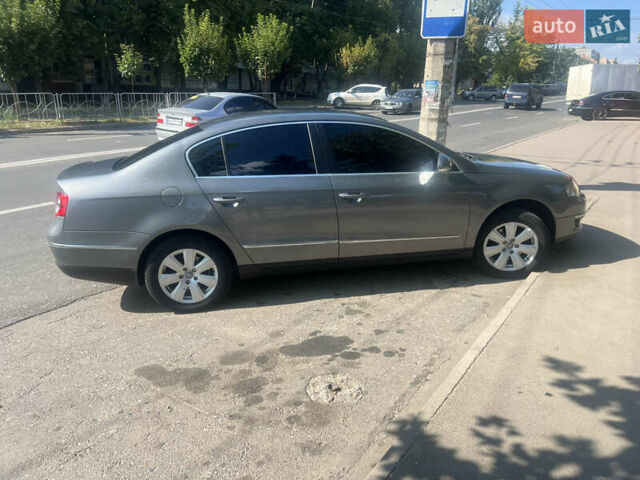 Сірий Фольксваген Пассат, об'ємом двигуна 1.97 л та пробігом 343 тис. км за 7000 $, фото 2 на Automoto.ua