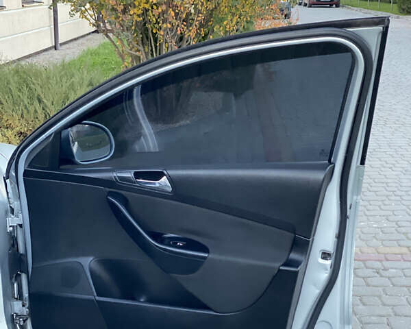 Серый Фольксваген Пассат, объемом двигателя 2 л и пробегом 270 тыс. км за 5750 $, фото 64 на Automoto.ua