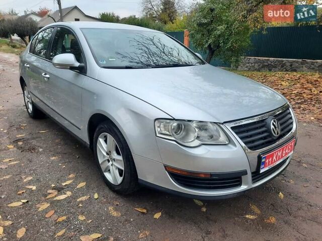 Серый Фольксваген Пассат, объемом двигателя 1.6 л и пробегом 175 тыс. км за 6850 $, фото 12 на Automoto.ua