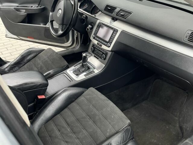 Серый Фольксваген Пассат, объемом двигателя 2 л и пробегом 300 тыс. км за 3400 $, фото 7 на Automoto.ua