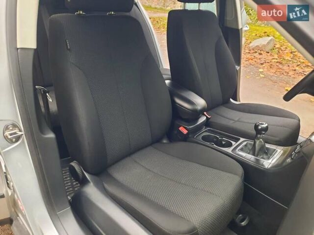 Серый Фольксваген Пассат, объемом двигателя 1.6 л и пробегом 175 тыс. км за 6850 $, фото 58 на Automoto.ua