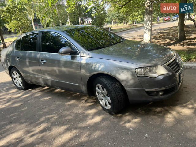 Сірий Фольксваген Пассат, об'ємом двигуна 1.97 л та пробігом 343 тис. км за 7000 $, фото 15 на Automoto.ua