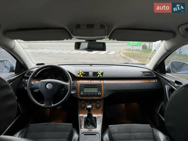 Серый Фольксваген Пассат, объемом двигателя 1.98 л и пробегом 244 тыс. км за 5200 $, фото 13 на Automoto.ua