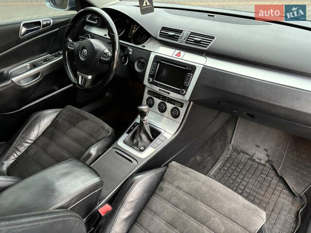 Сірий Фольксваген Пассат, об'ємом двигуна 1.98 л та пробігом 186 тис. км за 5800 $, фото 31 на Automoto.ua
