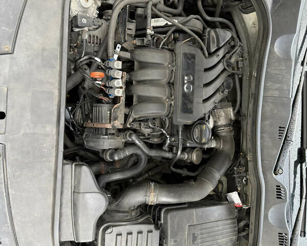 Серый Фольксваген Пассат, объемом двигателя 1.6 л и пробегом 264 тыс. км за 5900 $, фото 18 на Automoto.ua