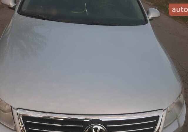 Серый Фольксваген Пассат, объемом двигателя 2 л и пробегом 250 тыс. км за 7150 $, фото 16 на Automoto.ua