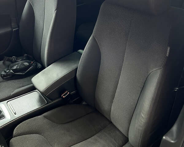 Серый Фольксваген Пассат, объемом двигателя 1.98 л и пробегом 253 тыс. км за 3999 $, фото 21 на Automoto.ua