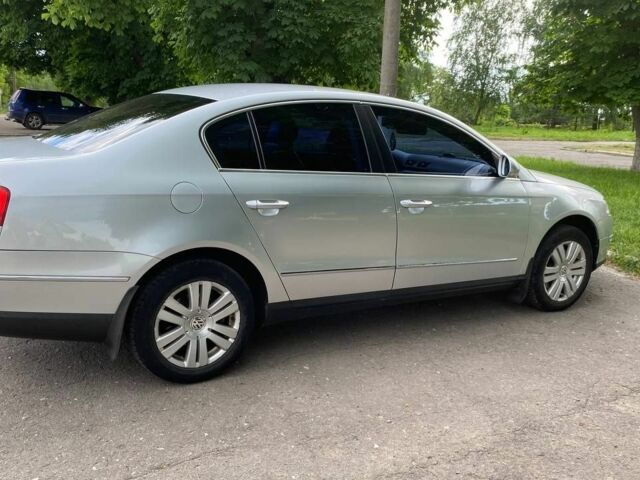 Серый Фольксваген Пассат, объемом двигателя 2 л и пробегом 240 тыс. км за 6300 $, фото 4 на Automoto.ua