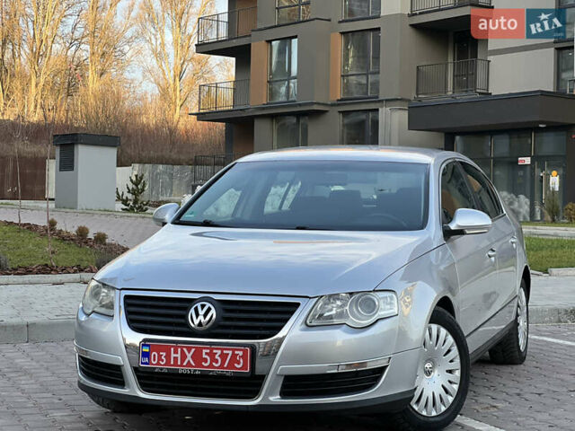 Серый Фольксваген Пассат, объемом двигателя 1.6 л и пробегом 227 тыс. км за 5599 $, фото 31 на Automoto.ua
