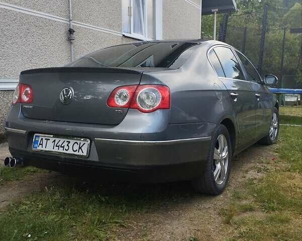 Серый Фольксваген Пассат, объемом двигателя 1.9 л и пробегом 320 тыс. км за 6300 $, фото 1 на Automoto.ua