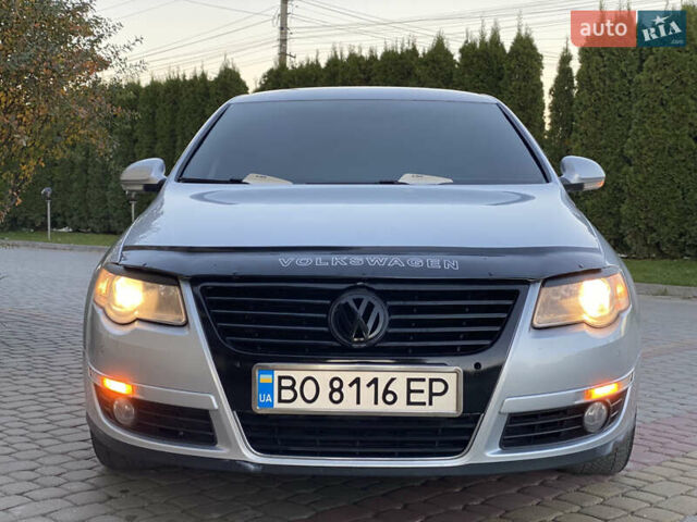 Серый Фольксваген Пассат, объемом двигателя 2 л и пробегом 270 тыс. км за 5750 $, фото 3 на Automoto.ua