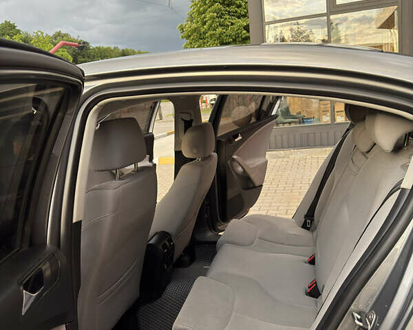 Сірий Фольксваген Пассат, об'ємом двигуна 1.98 л та пробігом 268 тис. км за 7000 $, фото 10 на Automoto.ua