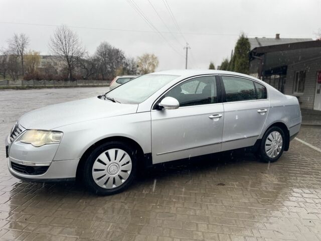 Серый Фольксваген Пассат, объемом двигателя 2 л и пробегом 400 тыс. км за 2444 $, фото 1 на Automoto.ua