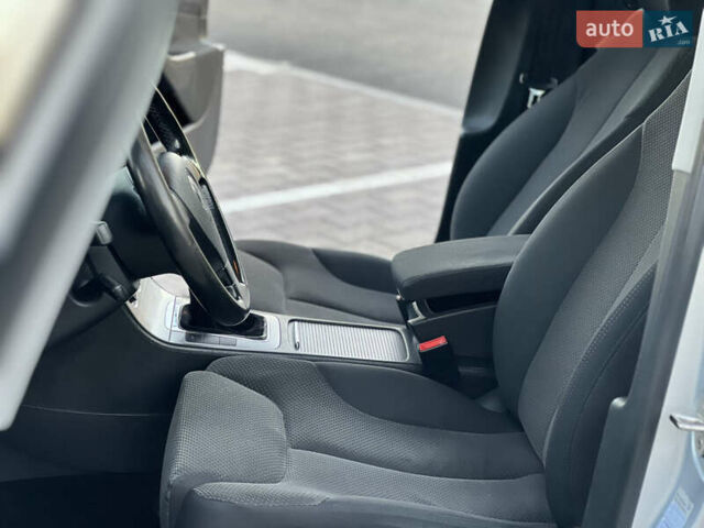 Серый Фольксваген Пассат, объемом двигателя 1.6 л и пробегом 227 тыс. км за 5599 $, фото 70 на Automoto.ua