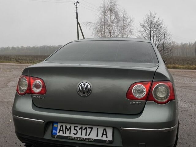 Сірий Фольксваген Пассат, об'ємом двигуна 2 л та пробігом 404 тис. км за 5700 $, фото 2 на Automoto.ua