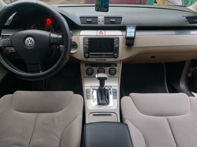 Сірий Фольксваген Пассат, об'ємом двигуна 0 л та пробігом 350 тис. км за 6500 $, фото 6 на Automoto.ua