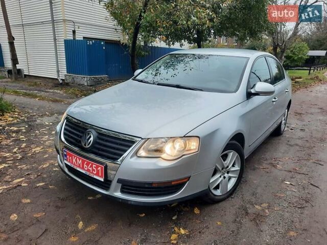 Серый Фольксваген Пассат, объемом двигателя 1.6 л и пробегом 175 тыс. км за 6850 $, фото 89 на Automoto.ua