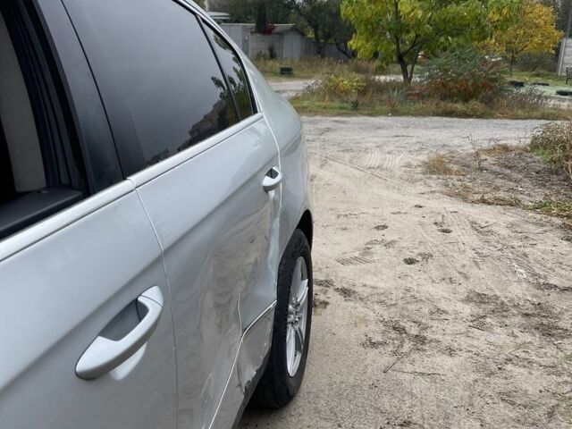 Сірий Фольксваген Пассат, об'ємом двигуна 2 л та пробігом 250 тис. км за 3850 $, фото 6 на Automoto.ua